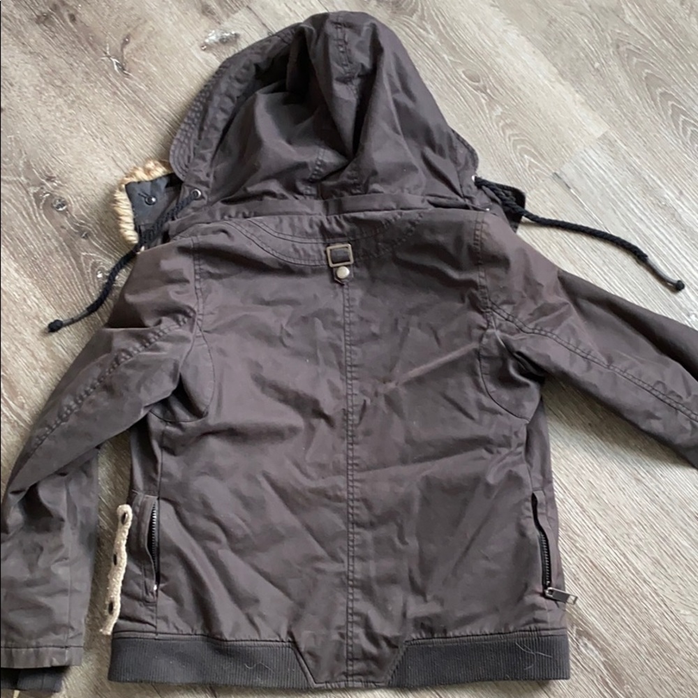 BKE Coat - Picture 3 of 3